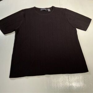 Laura Scott Women's Black Crew Neck Sweater